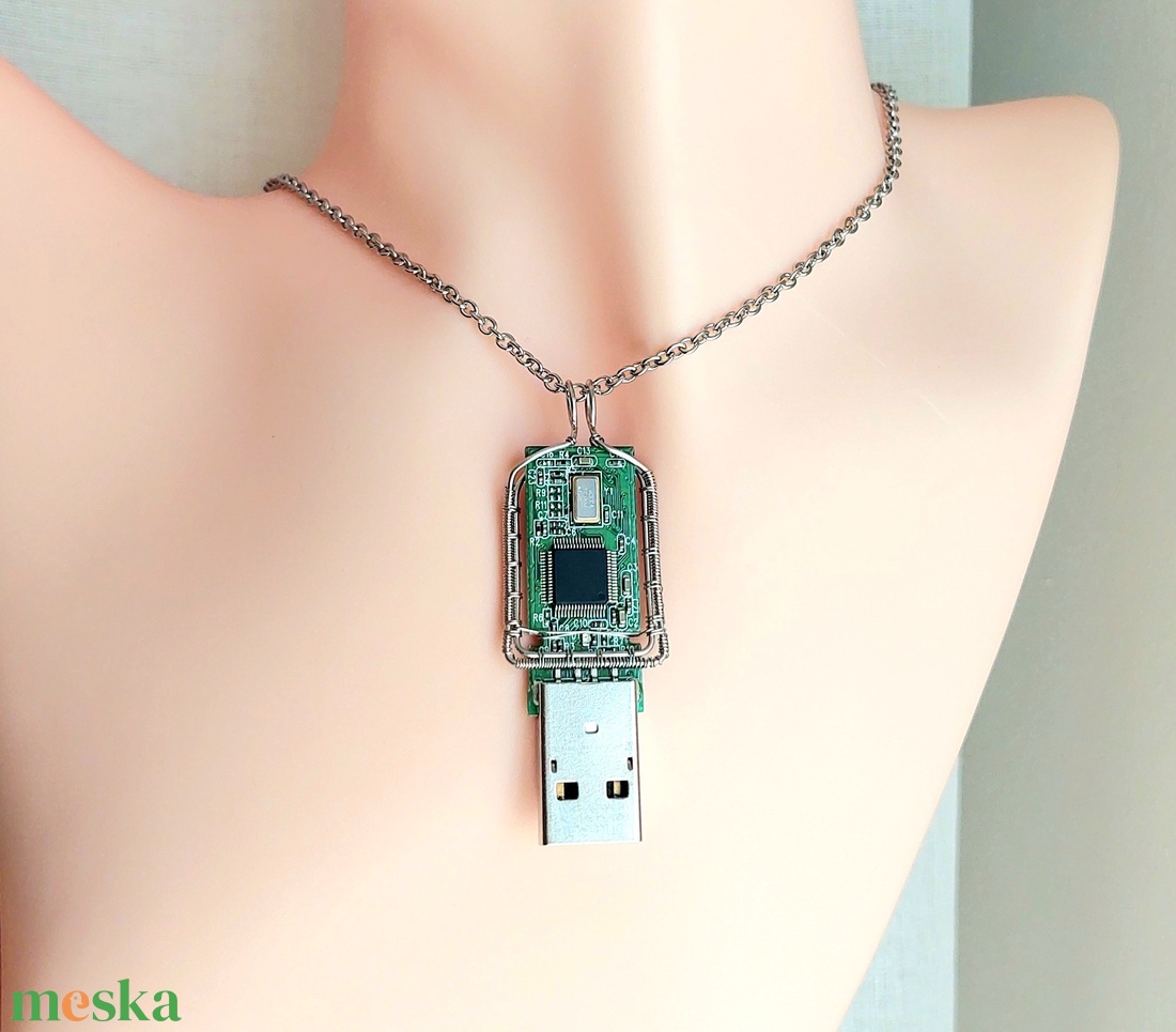 Férfi pendrive acél nyaklánc - ékszer - nyaklánc - medálos nyaklánc - Meska.hu