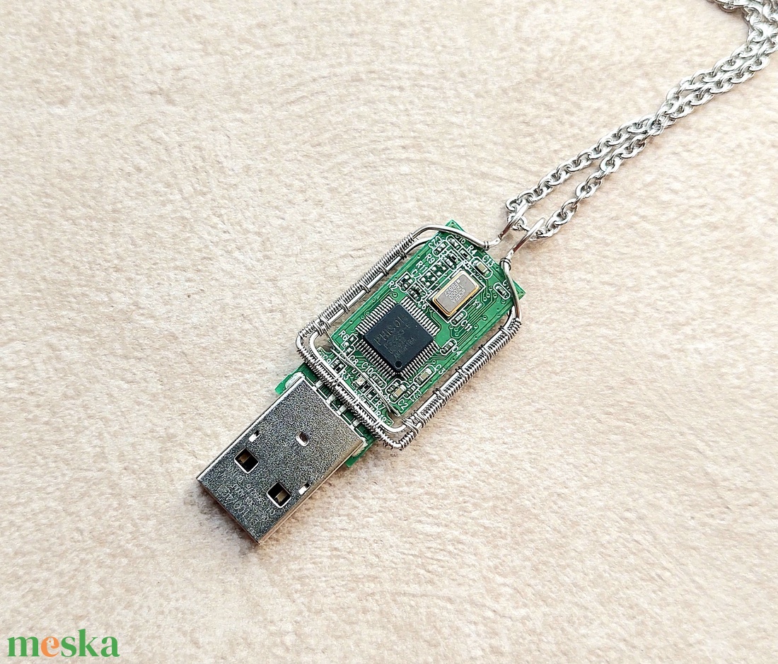 Férfi pendrive acél nyaklánc - ékszer - nyaklánc - medálos nyaklánc - Meska.hu