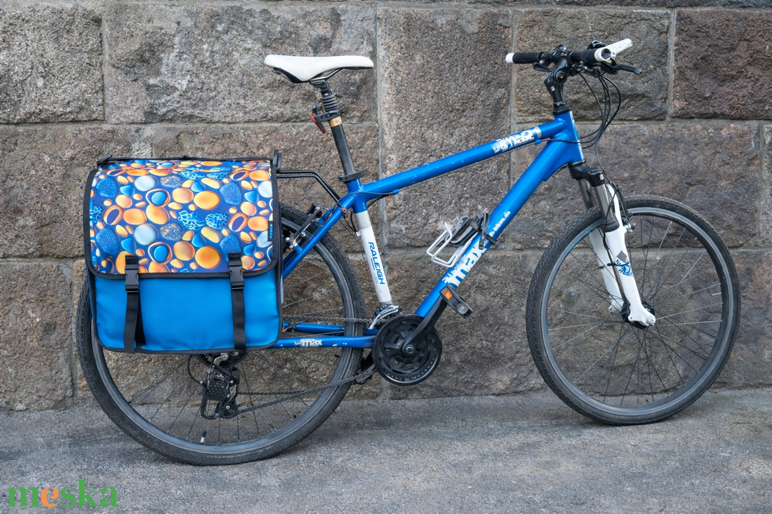 Kavicsos Biciklis csomagtartó táska - játék & sport - sport és kikapcsolódás - kerékpározás - biciklis táska - Meska.hu