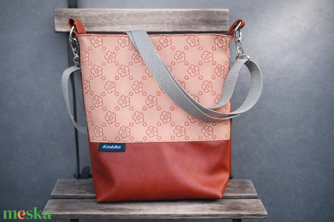  Virágos válltáska,oldaltáska - táska & tok - kézitáska & válltáska - válltáska - Meska.hu