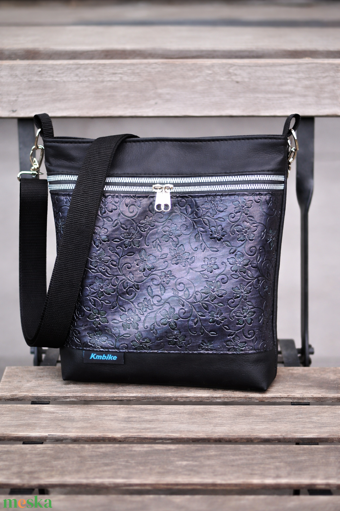  Szürke virágos nyomott mintás válltáska - táska & tok - kézitáska & válltáska - válltáska - Meska.hu