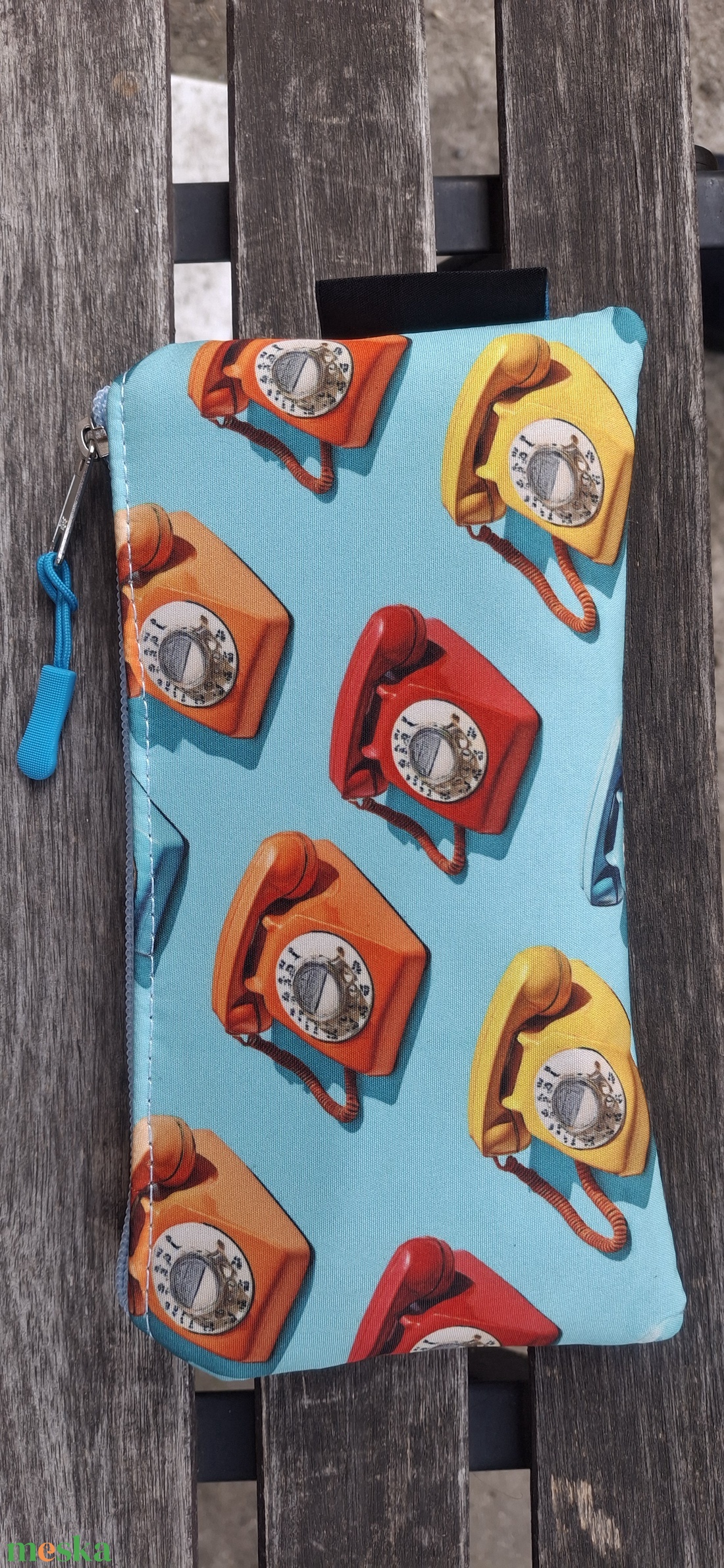 Retro telefon mintás neszeszer,mobiltok,szemüvegtok - táska & tok - pénztárca & más tok - telefontok - Meska.hu