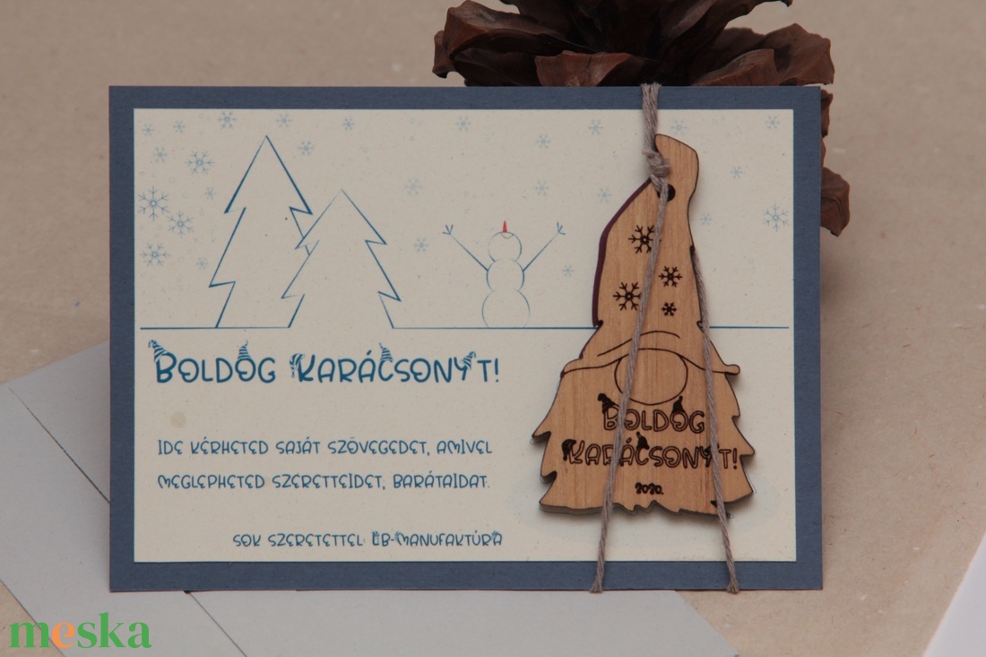Képeslap karácsonyfadísszel - karácsony - karácsonyi ajándékozás - karácsonyi képeslap, üdvözlőlap, ajándékkísérő - Meska.hu
