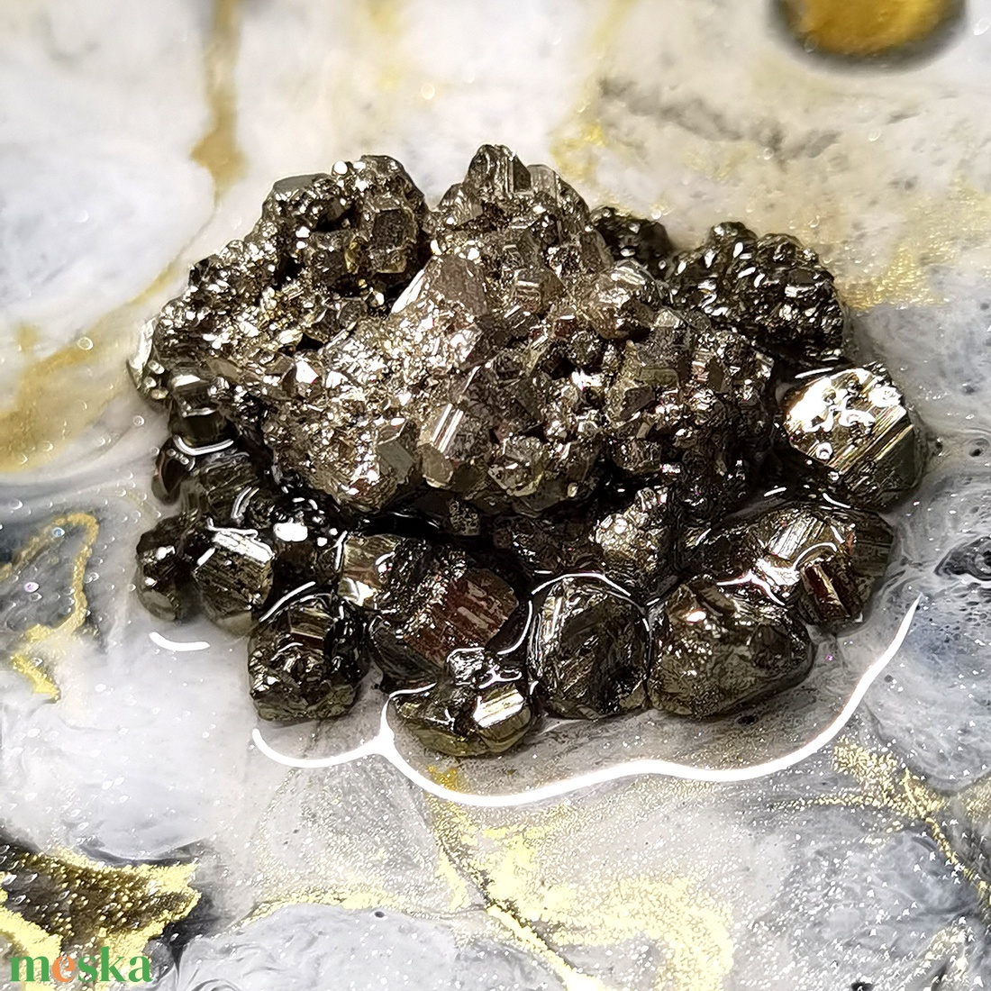 Fekete-arany Epoxy gyantás, Pirites, tükrös ékszer doboz - ékszer - ékszertartó - ékszerdoboz - Meska.hu Fekete-arany Epoxy gyantás, Pirites, tükrös ékszer doboz - ékszer - ékszertartó - ékszerdoboz - Meska.hu