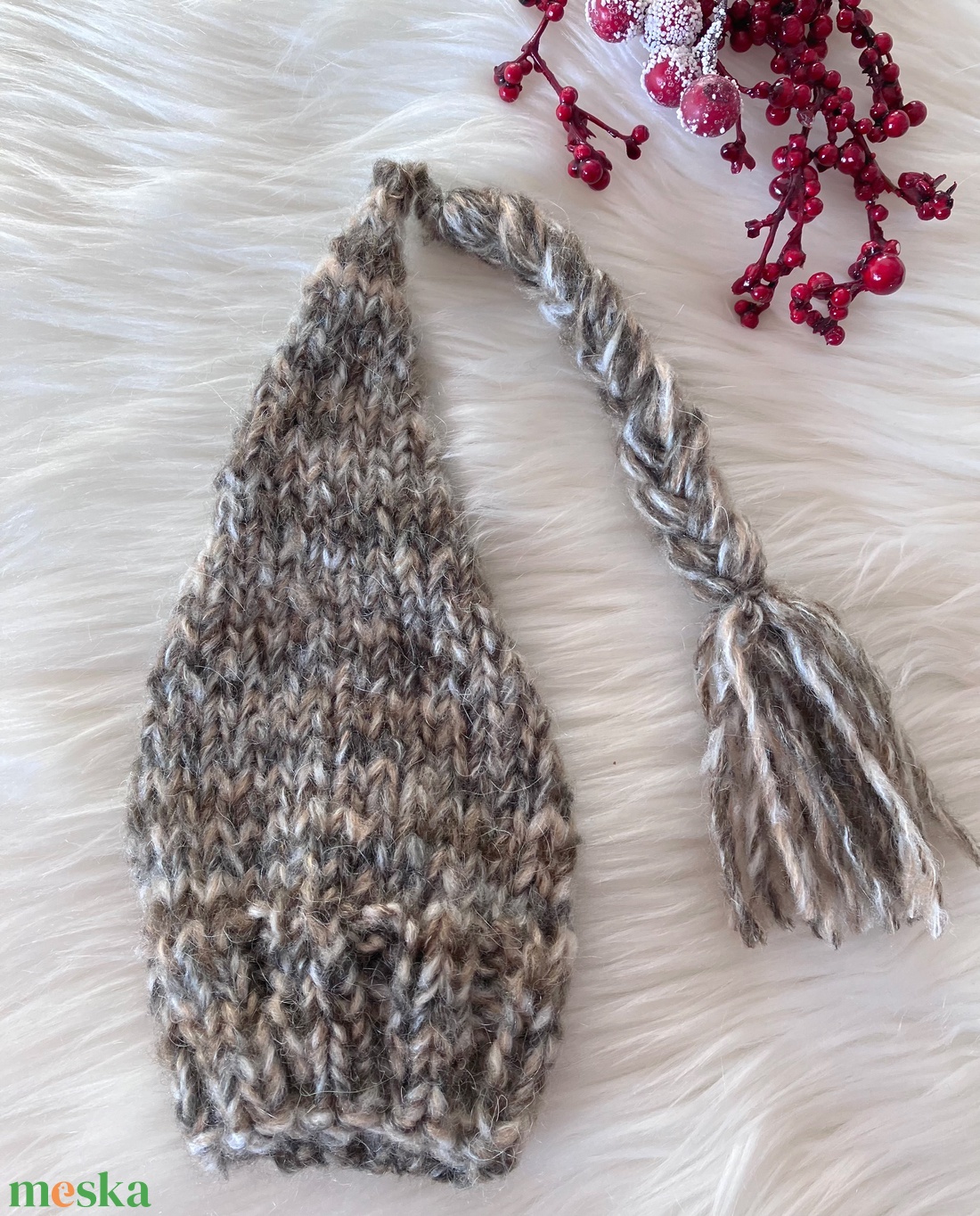 Újszülött manósapka - ruha & divat - babaruha & gyerekruha - babafotózási ruha és kellék - Meska.hu