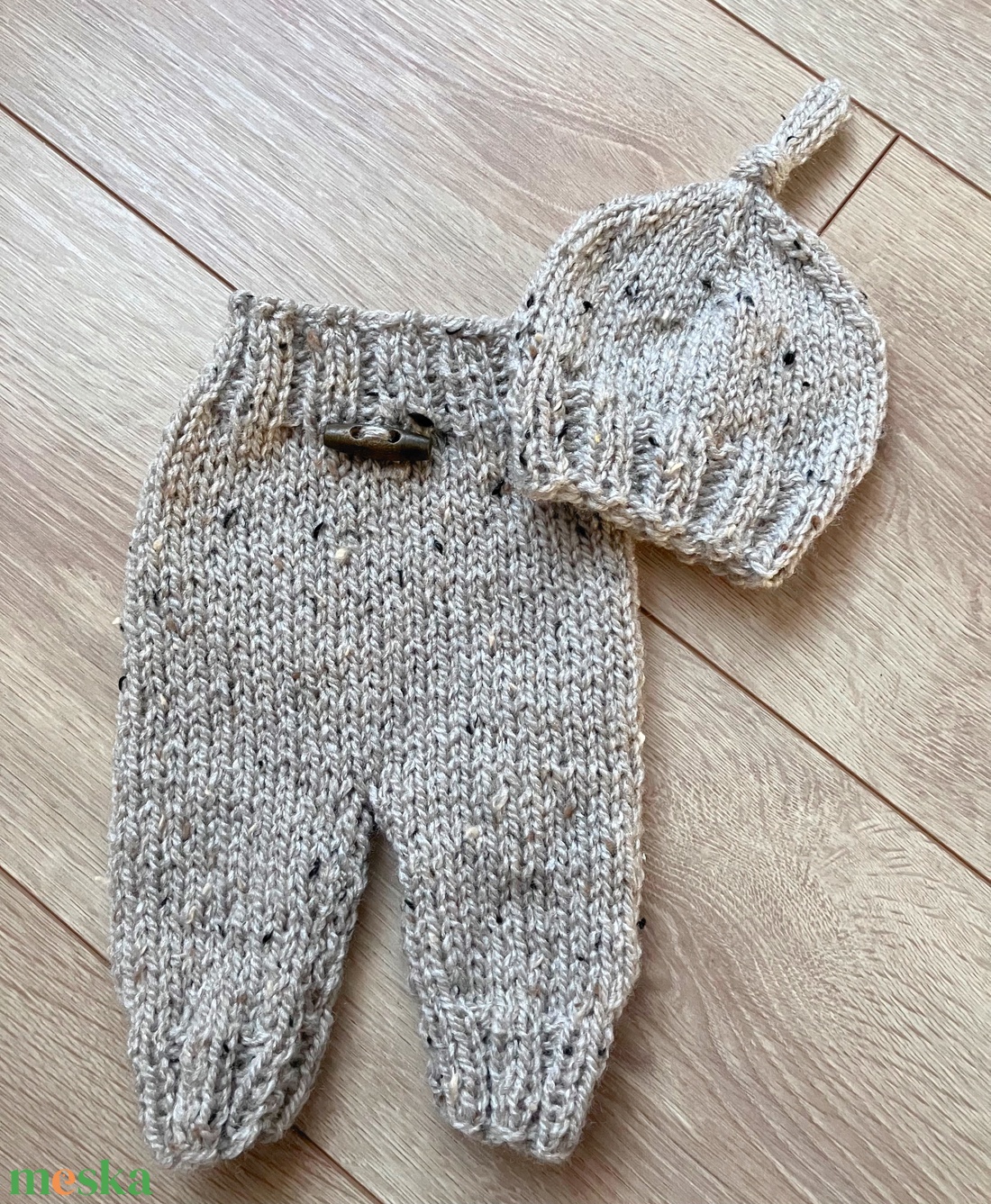 Újszülött nadrág sapkával - ruha & divat - babaruha & gyerekruha - nadrág - Meska.hu