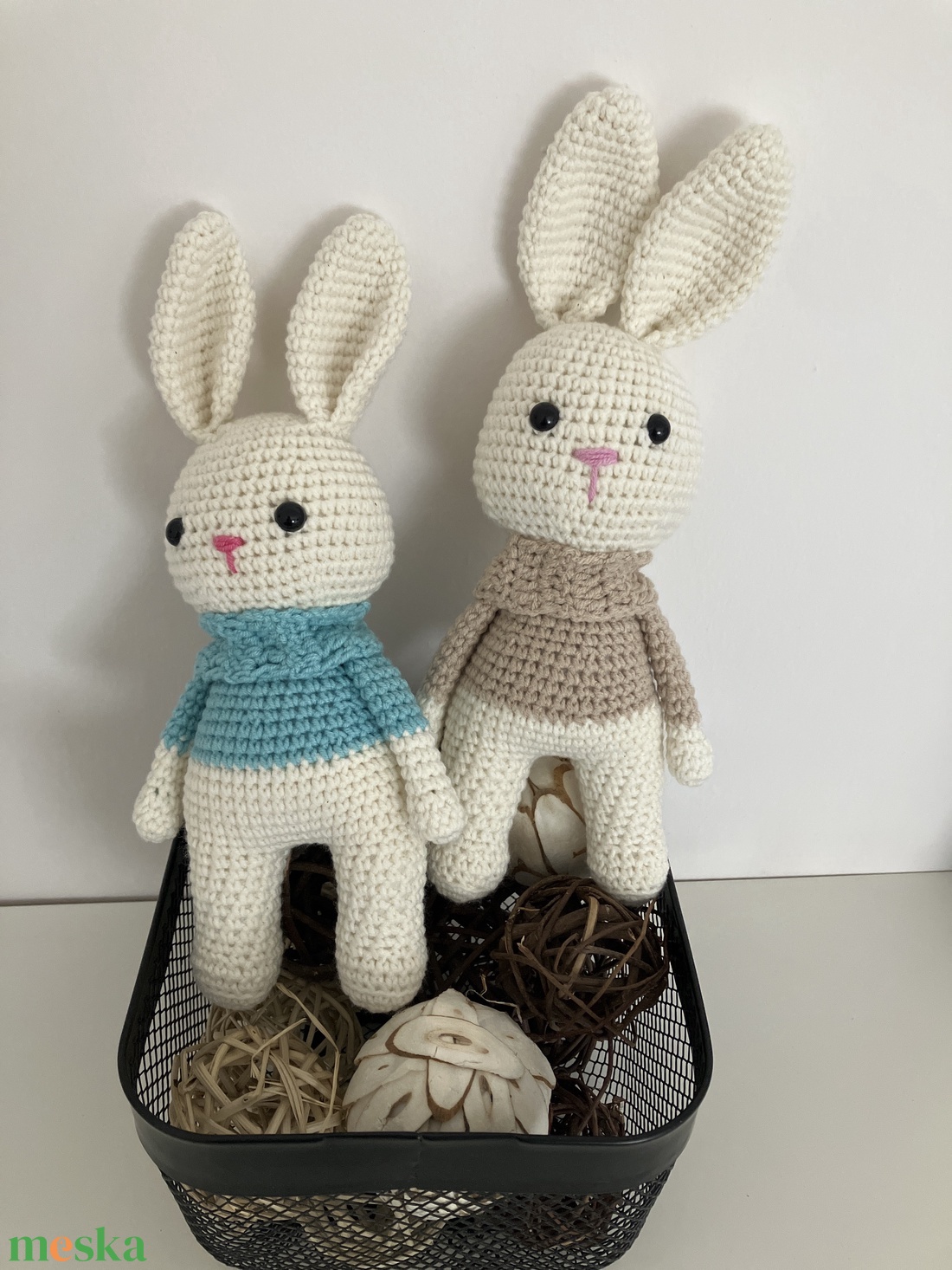 Pulcsisnyuszi - játék & sport - plüssállat & játékfigura - nyuszi - Meska.hu