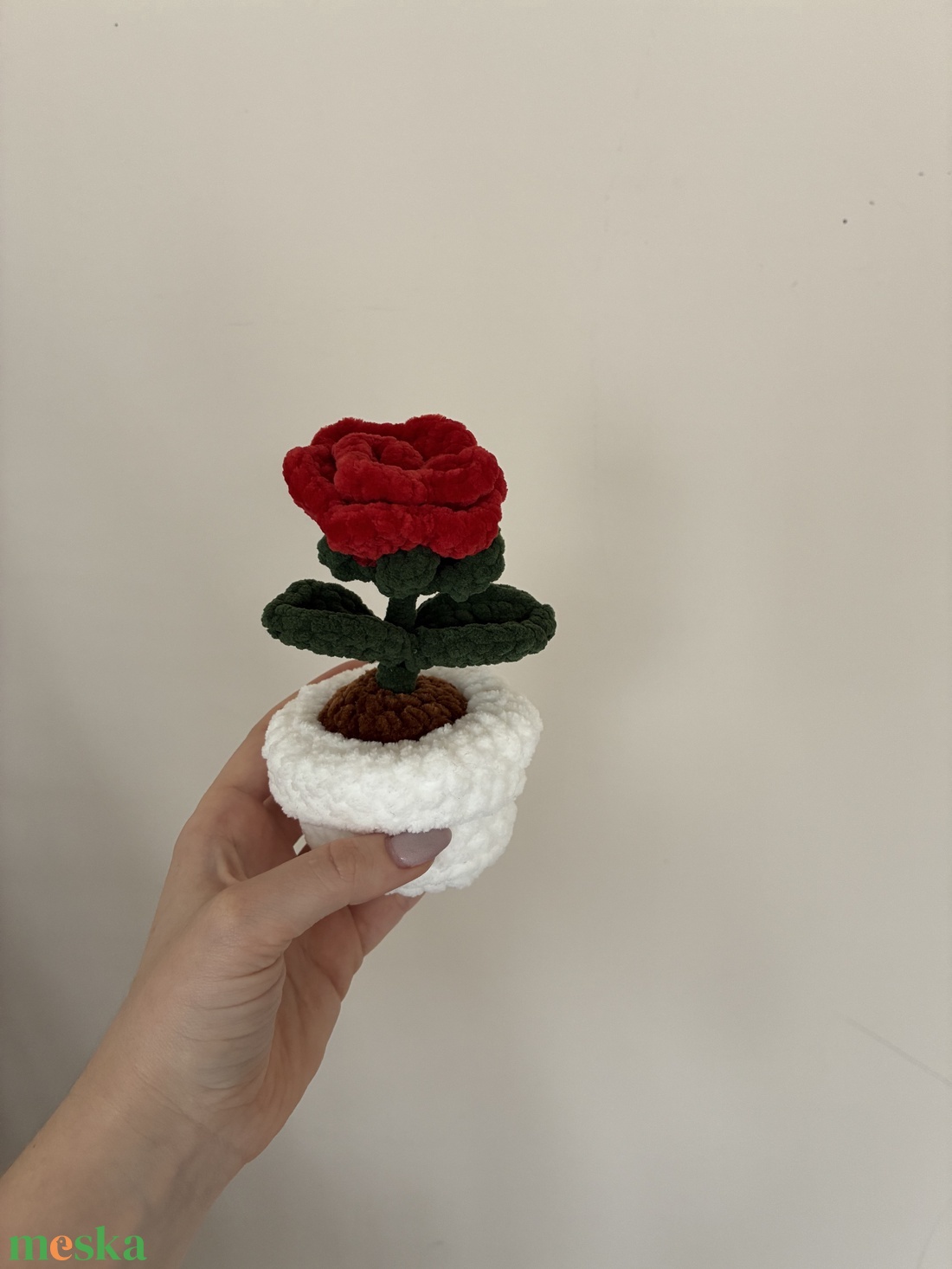 Horgolt rózsa - otthon & életmód - virágdekoráció - virágdíszek - asztali virágdísz - Meska.hu