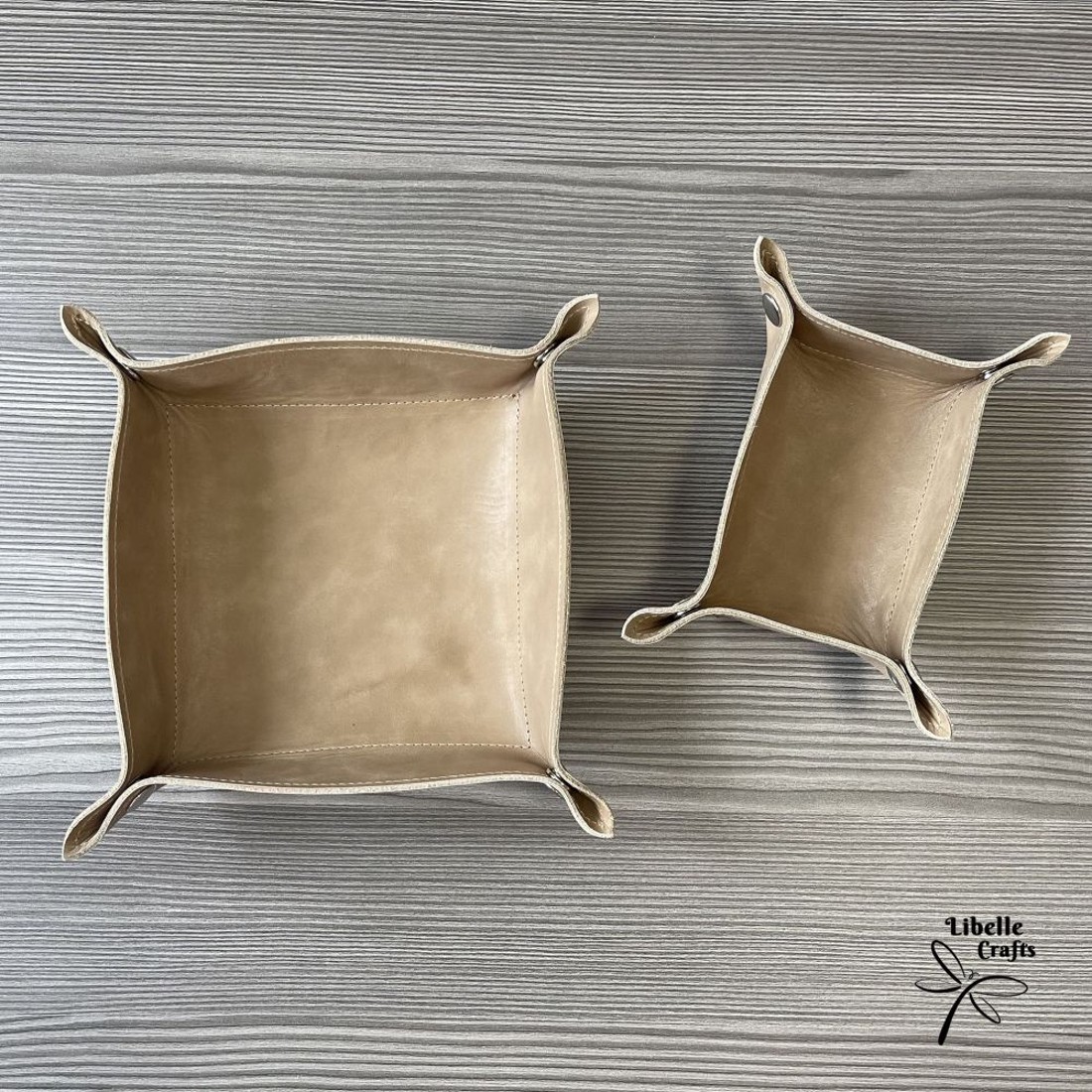 Színes bőr tálca - bézs - otthon & életmód - dekoráció - asztal és polc dekoráció - dekorációs tál, tartó - Meska.hu