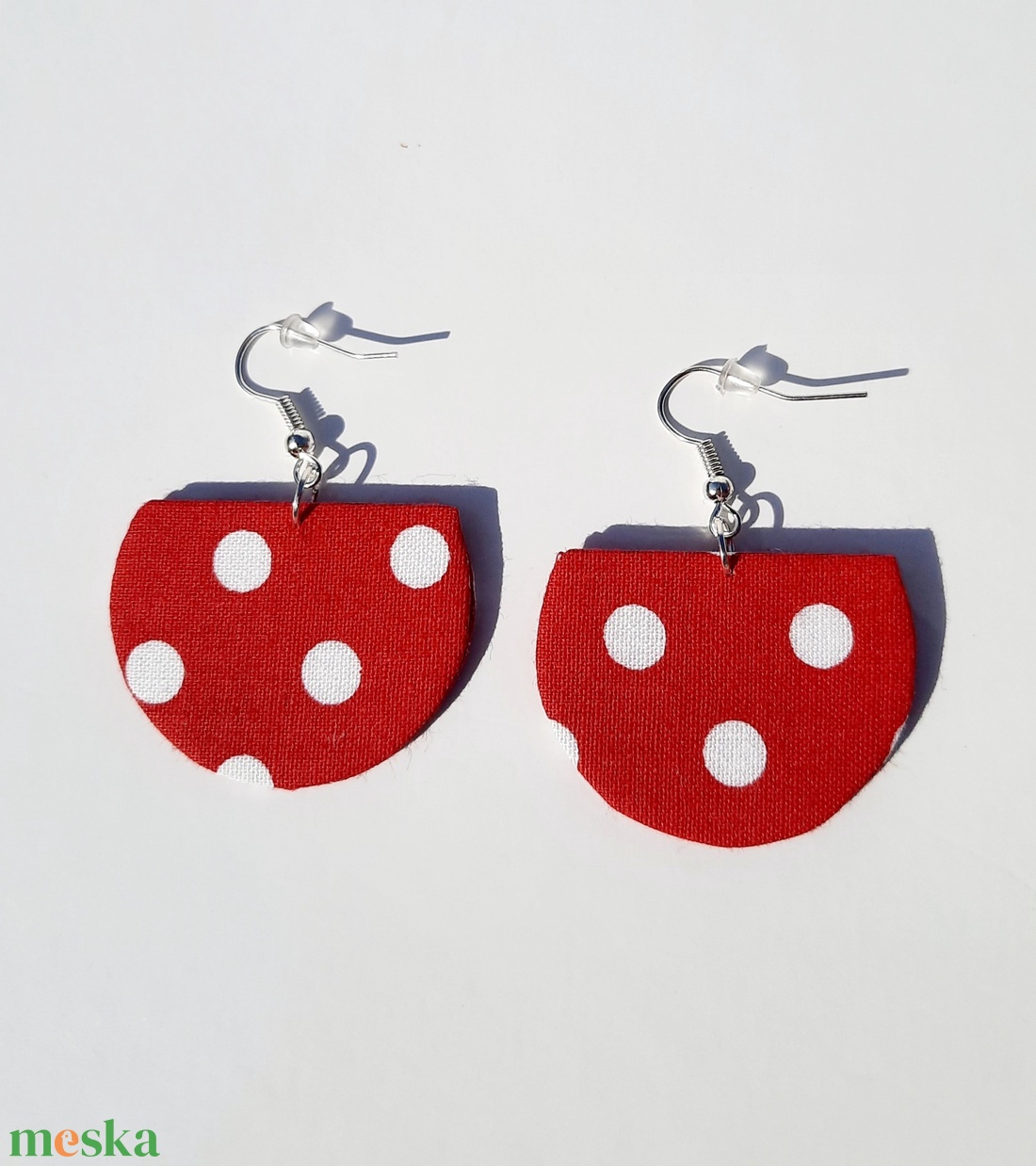 Piros fehér pöttyös textilfülbevaló - ékszer - fülbevaló - lógó fülbevaló - Meska.hu