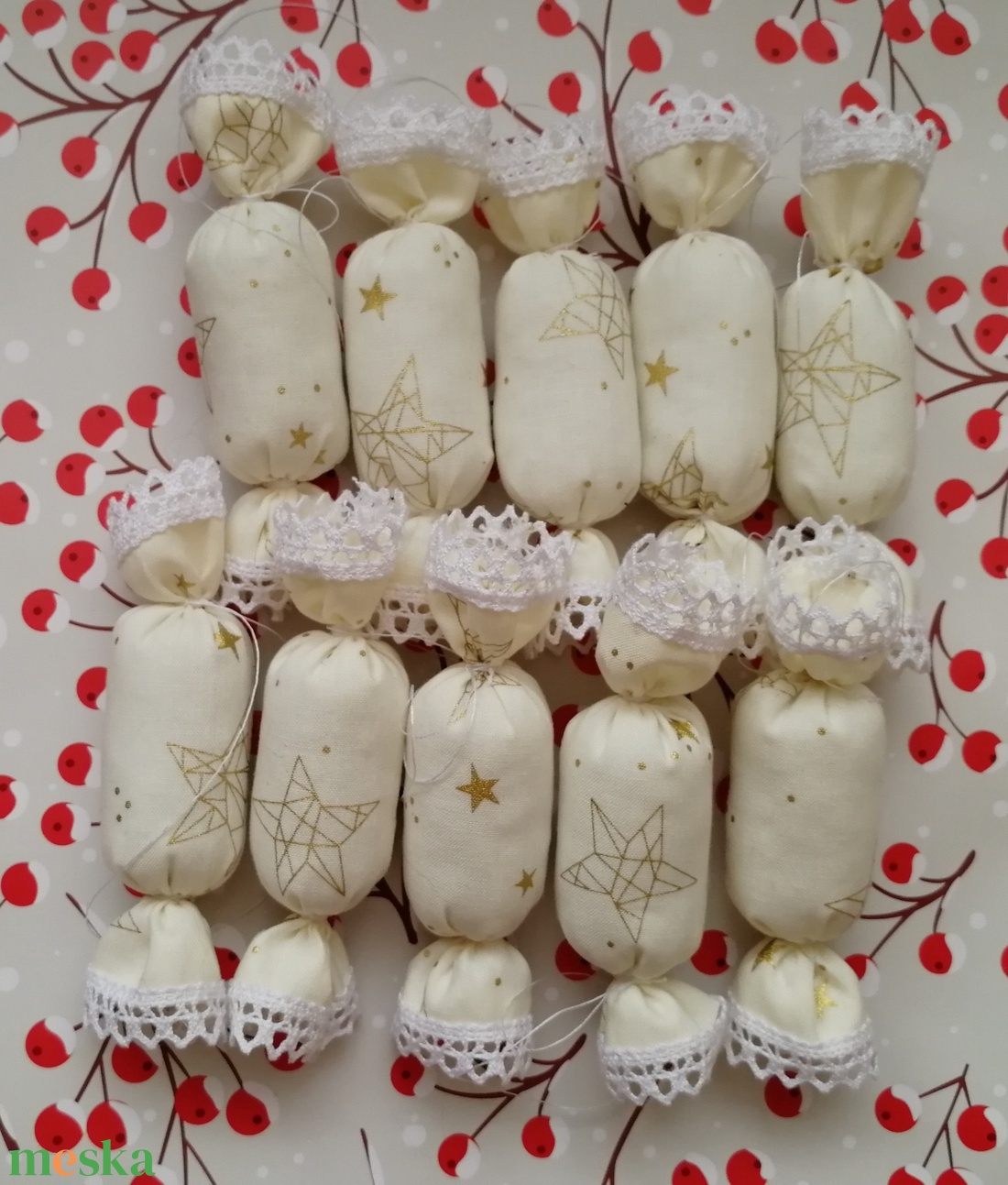 Textil szaloncukor - bézs-arany - karácsony - karácsonyi lakásdekoráció - karácsonyfadíszek - Meska.hu