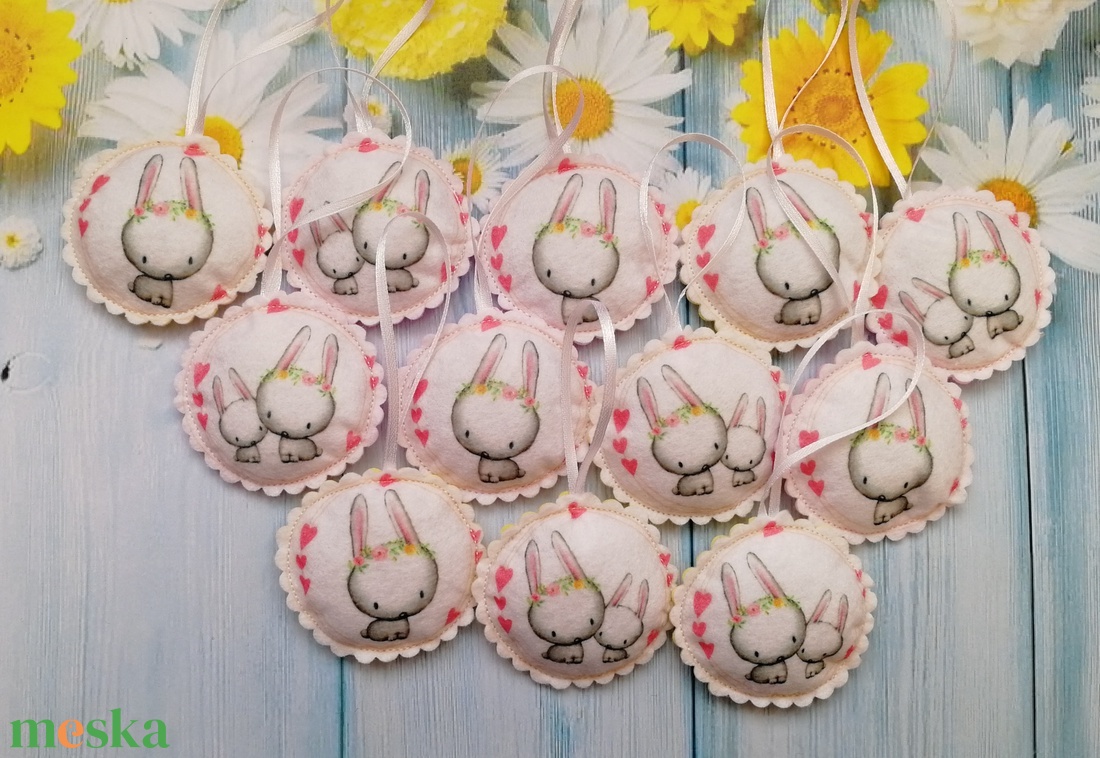 Nyuszis korongok - ünnepi díszek, dekorációk - húsvéti díszek és dekorációk - húsvéti tojásfadíszek - Meska.hu