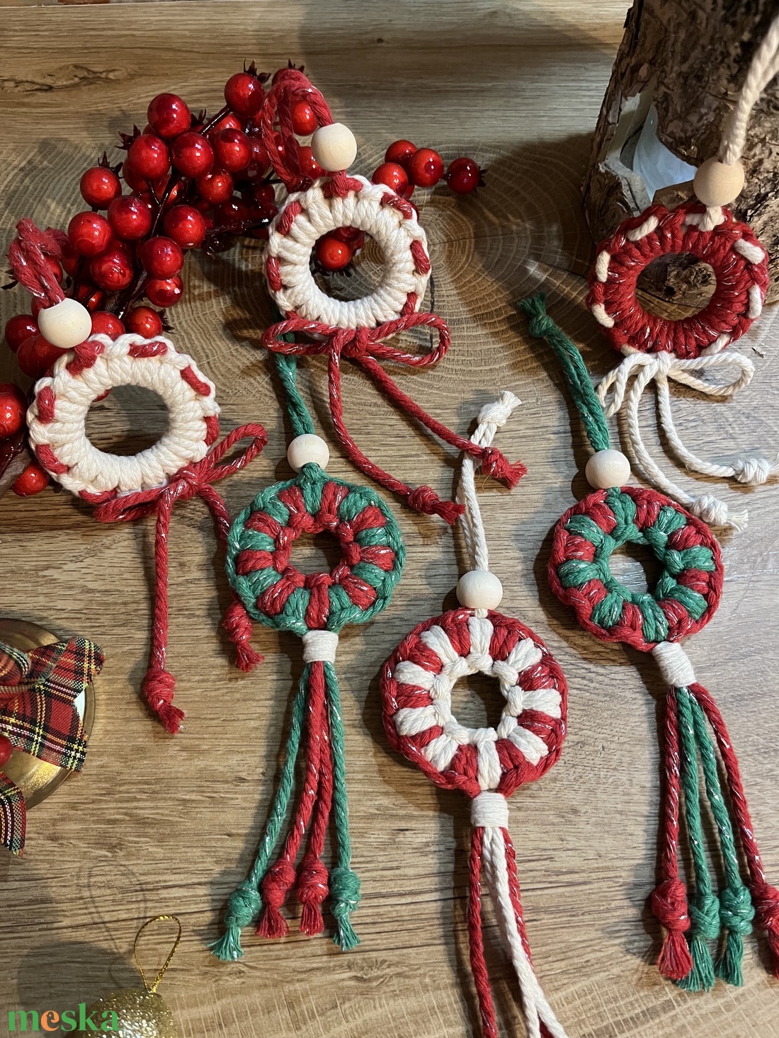 Makramé karácsonyi dísz szett - karácsony - karácsonyi lakásdekoráció - karácsonyfadíszek - Meska.hu