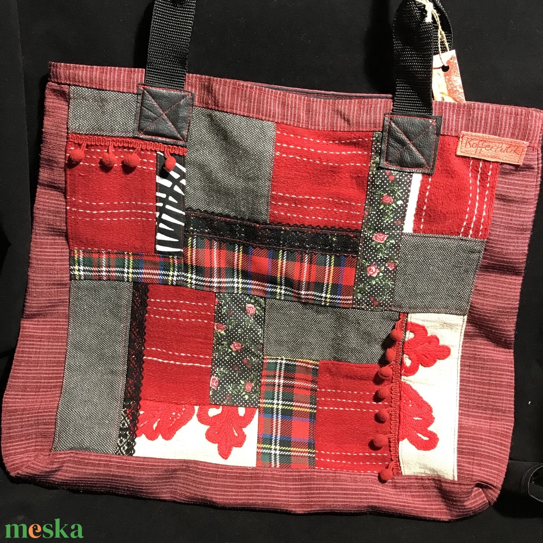 Piros-fekete válltáska - táska & tok - kézitáska & válltáska - válltáska - Meska.hu