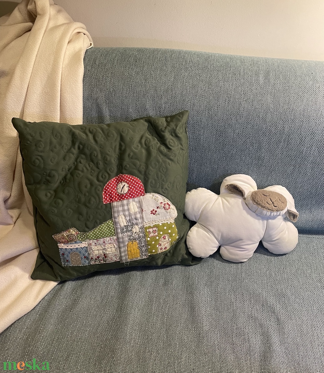 Bárányfelhő - bárány formájú puha párna - otthon & életmód - lakástextil - párna & párnahuzat - díszpárna (belsővel együtt) - Meska.hu