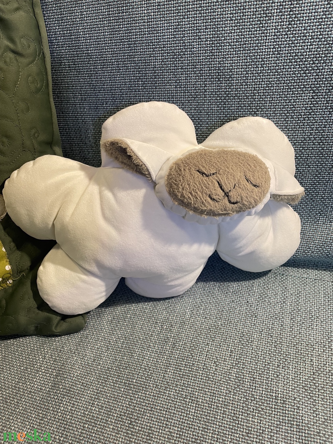 Bárányfelhő - bárány formájú puha párna - otthon & életmód - lakástextil - párna & párnahuzat - díszpárna (belsővel együtt) - Meska.hu