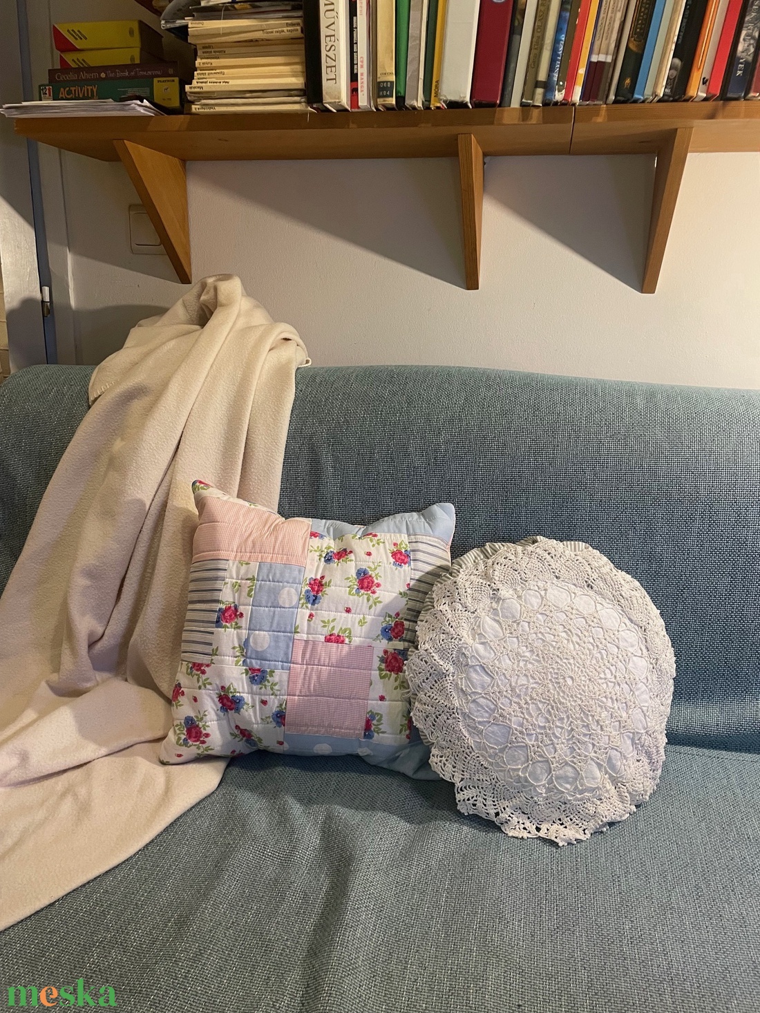 Vintage csipkés romantikus csíkos díszpárna - otthon & életmód - lakástextil - párna & párnahuzat - díszpárna (belsővel együtt) - Meska.hu