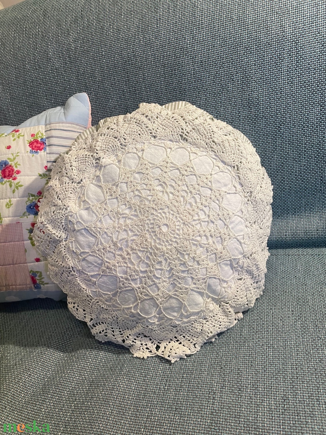 Vintage csipkés romantikus csíkos díszpárna - otthon & életmód - lakástextil - párna & párnahuzat - díszpárna (belsővel együtt) - Meska.hu