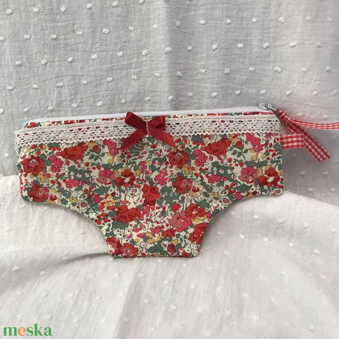 Bugyi neszesszer vagy tolltartó - otthon & életmód - papír, írószer - tolltartó & ceruzatekercs - Meska.hu