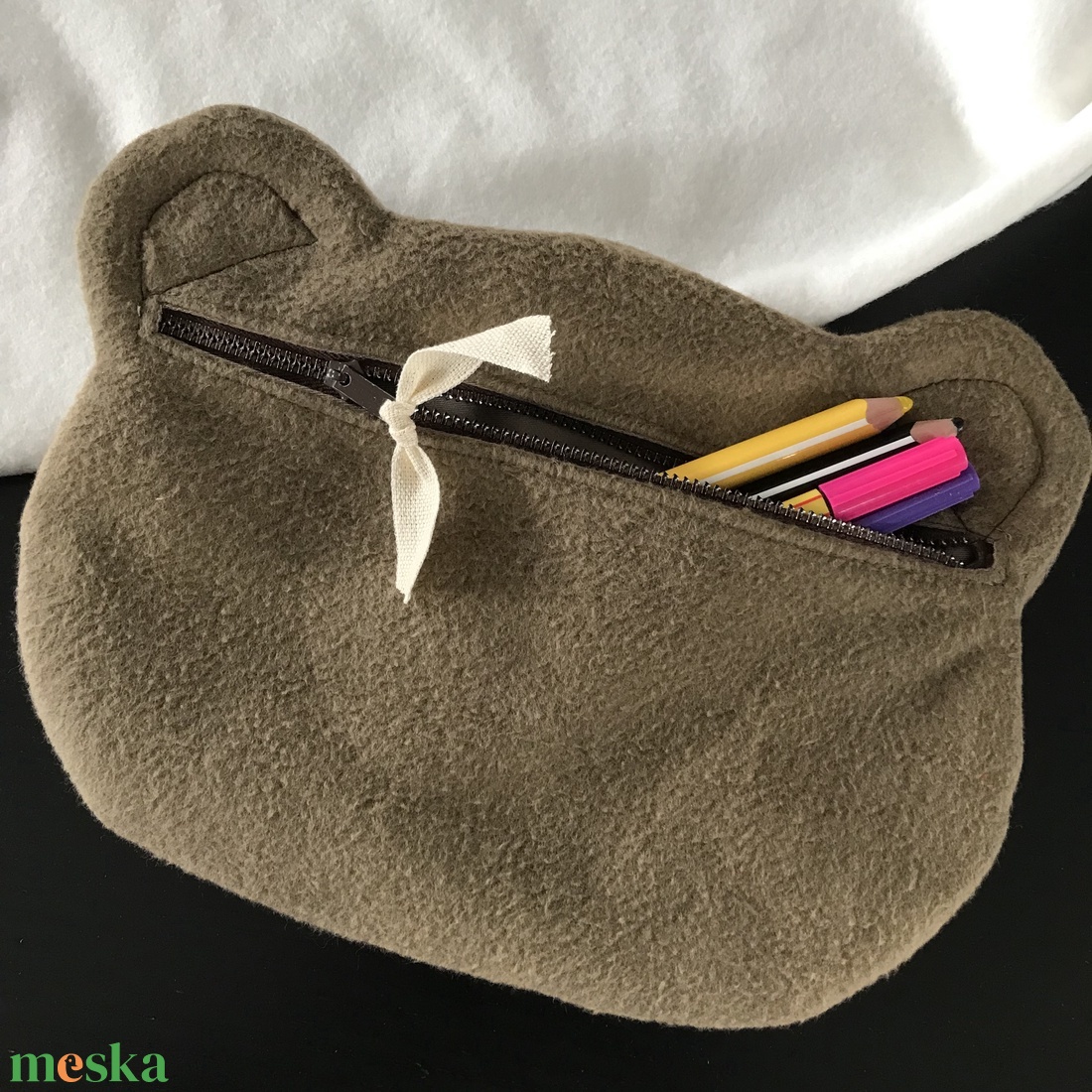 Maci, mackó neszesszer vagy tolltartó - otthon & életmód - papír, írószer - tolltartó & ceruzatekercs - Meska.hu