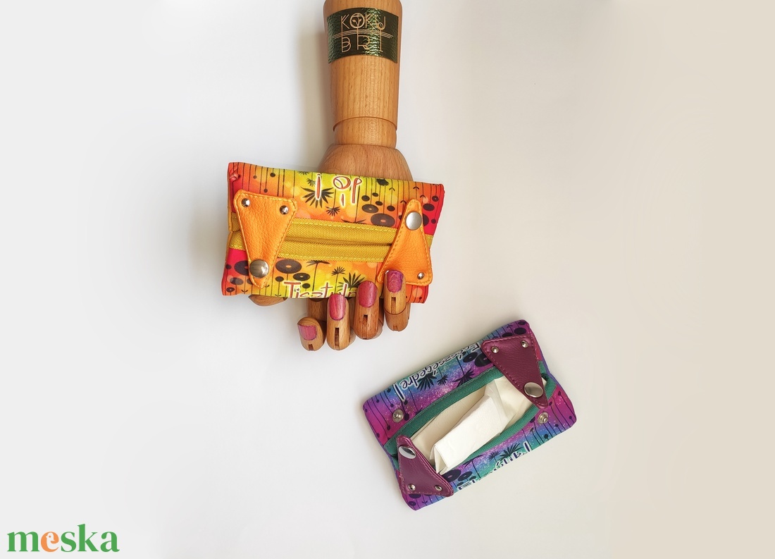 Egészségedre! és Elmúlik! zsebkendő tartó - táska & tok - pénztárca & más tok - zsebkendőtartó tok - Meska.hu