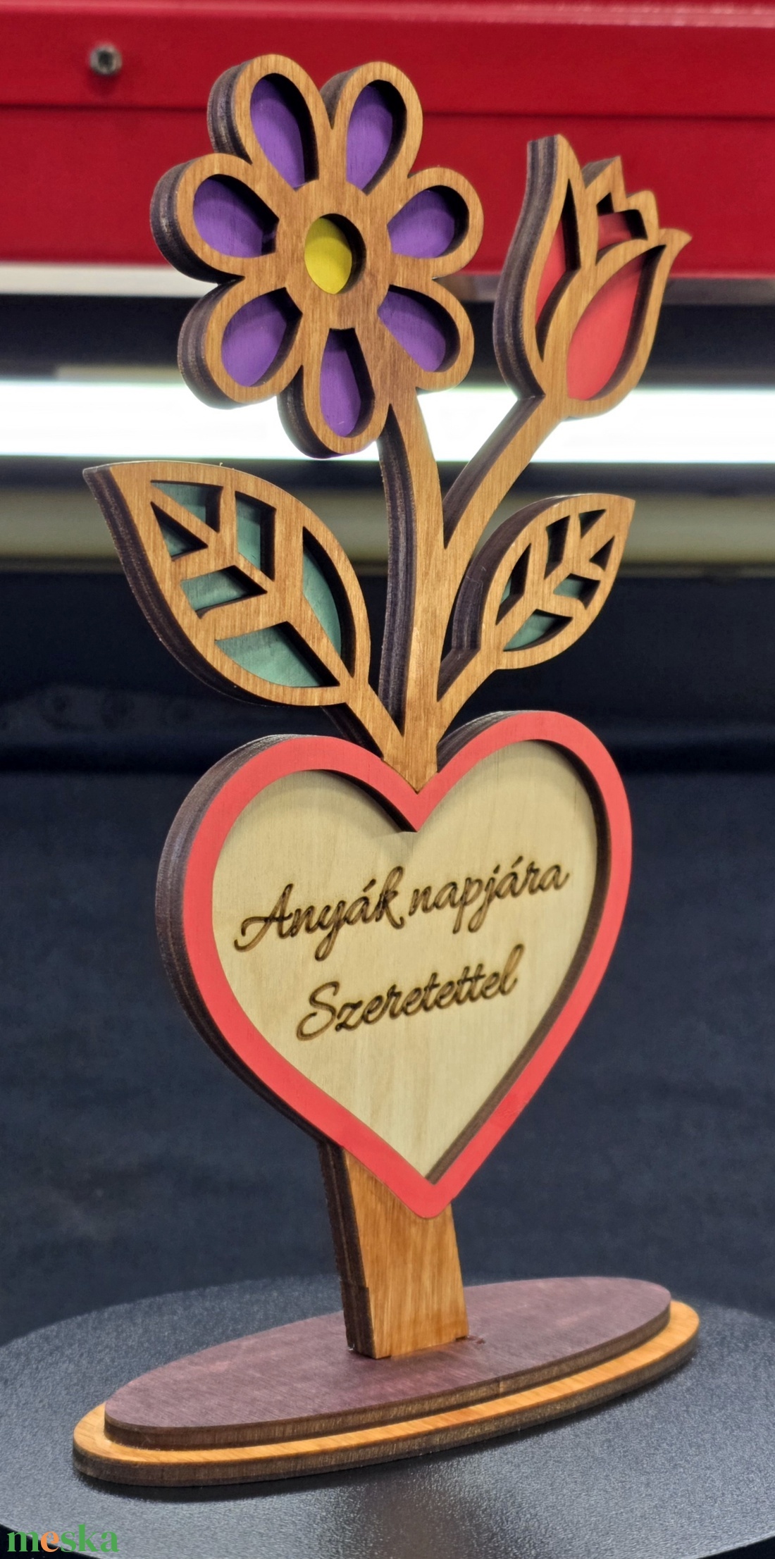 Egyedi fa virágok � Anyák napi ajándék, gravírozott szívvel - otthon & életmód - dekoráció - asztal és polc dekoráció - asztaldísz - Meska.hu
