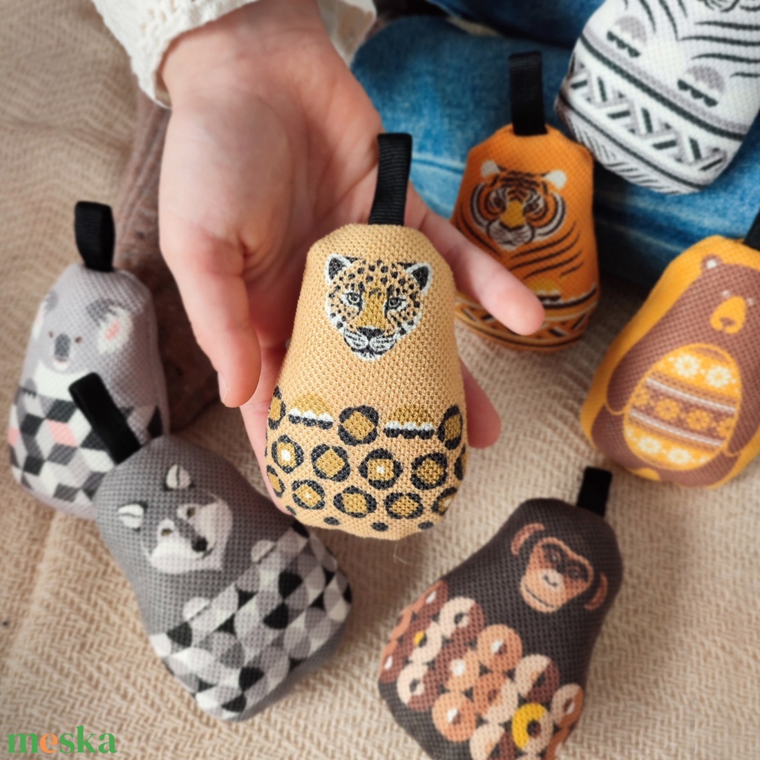 Textil kulcstartó Leopárd - táska & tok - kulcstartó & táskadísz - kulcstartó - Meska.hu Textil kulcstartó Leopárd - táska & tok - kulcstartó & táskadísz - kulcstartó - Meska.hu