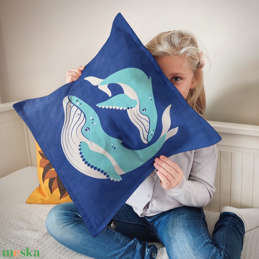 Párnahuzat � Bálna család - otthon & életmód - lakástextil - párna & párnahuzat - díszpárnahuzat - Meska.hu