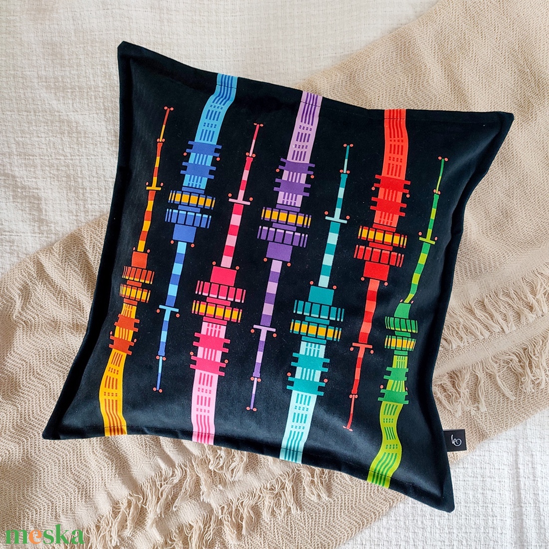 Párnahuzat  Pécsi TV-torony - otthon & életmód - lakástextil - párna & párnahuzat - Meska.hu