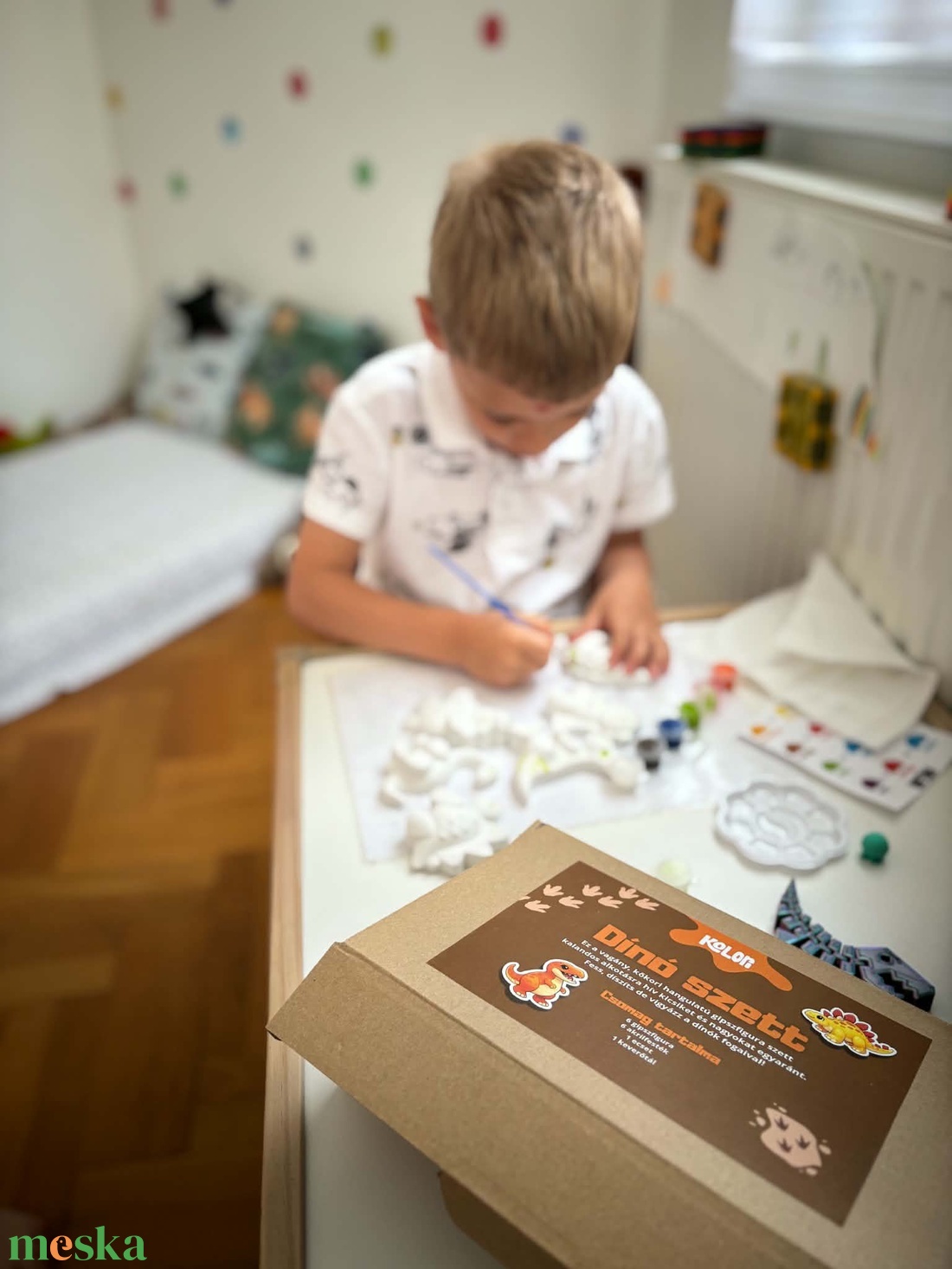 Dínó szett - dínós festhető gipszfigurák - játék & sport - készségfejlesztő és logikai játék - oktató játékok - Meska.hu