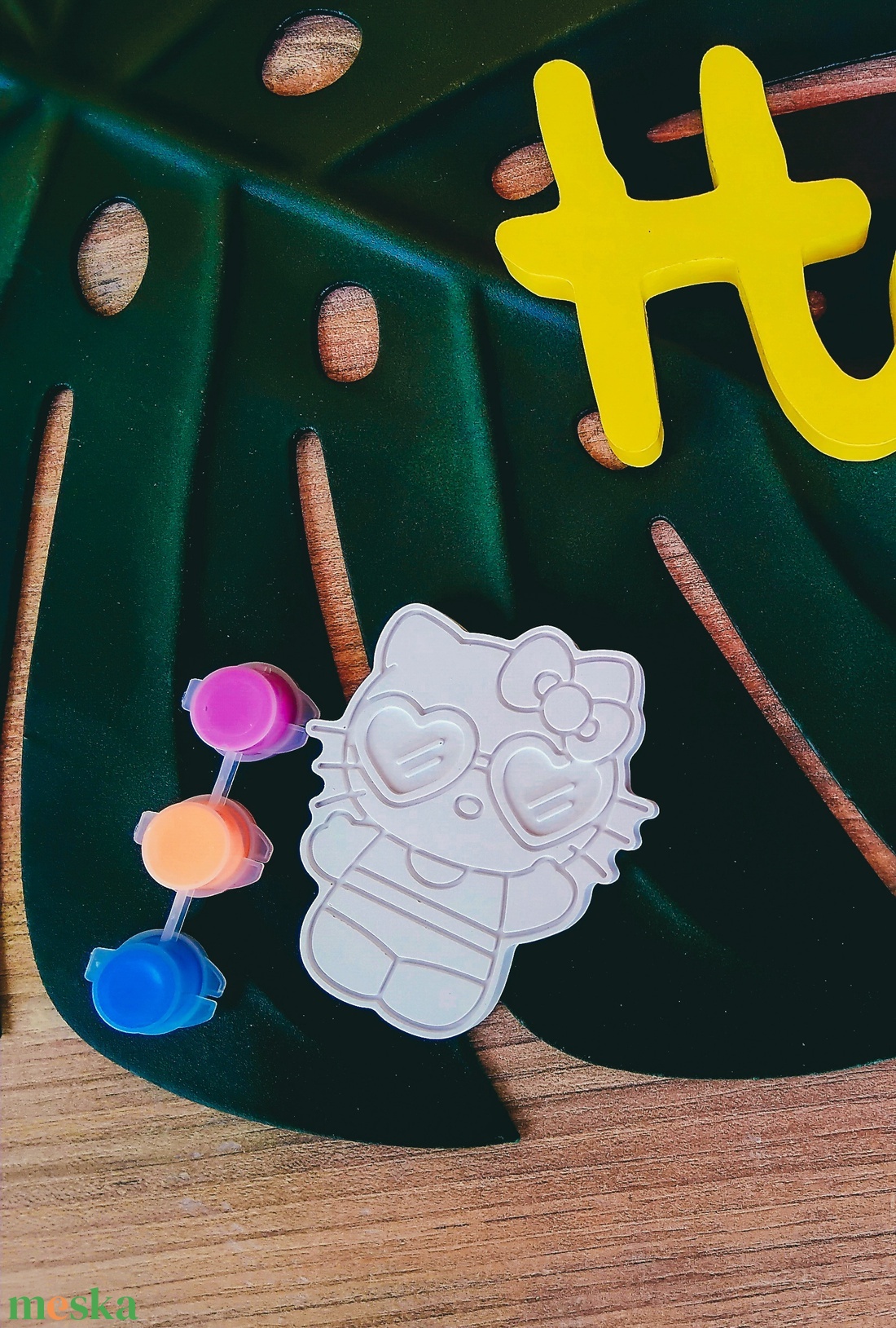 Neon Kitty - festhető gipszfigura neon színekkel - játék & sport - készségfejlesztő és logikai játék - oktató játékok - Meska.hu