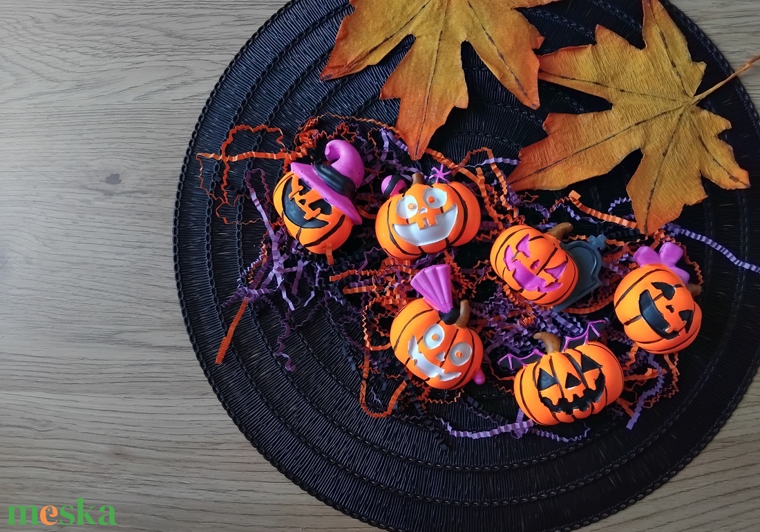 Pink-o-ween - Pinken világító halloween tök gipszkifestő - otthon & életmód - dekoráció - halloween - halloweeni tök - Meska.hu