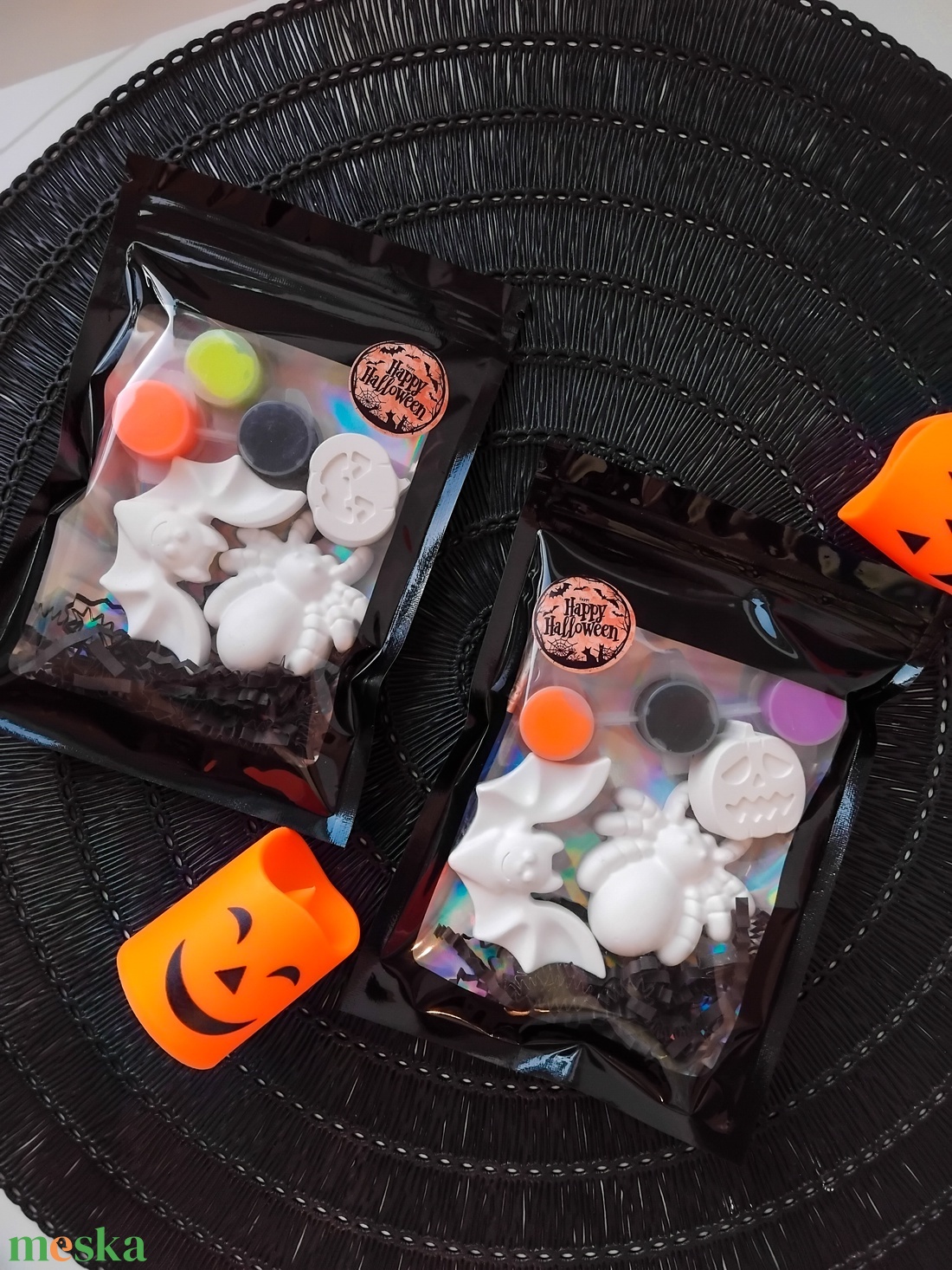 Haláli trio - Magneses halloweeni festhető gipszfigurák - otthon & életmód - dekoráció - halloween - halloweeni figurák - Meska.hu