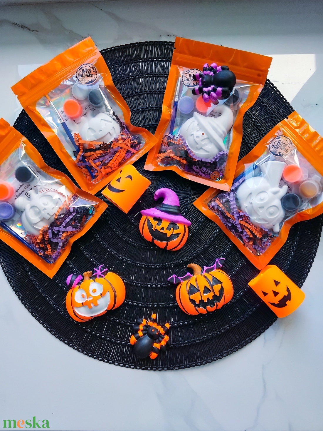 Halloween tökök - élénk neonos festhető gipszfigura - diy (csináld magad) - egységcsomag - Meska.hu