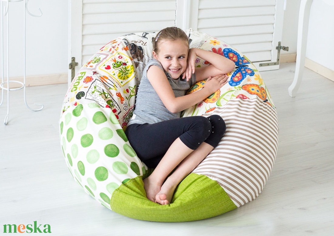 Vidám színű, süppedős patchwork babzsákfotel gyerekeknek - zöld, klasszikus formájú babzsák gyerekeknek - otthon & életmód - bútor - babzsákfotel - Meska.hu Vidám színű, süppedős patchwork babzsákfotel gyerekeknek - zöld, klasszikus formájú babzsák gyerekeknek - otthon & életmód - bútor - babzsákfotel - Meska.hu