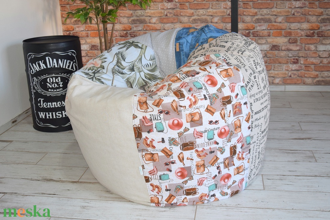Süppedős babzsákfotel - KAMASZ MÉRET - patchwork stílusú, klasszikus formájú babzsák tiniknek - otthon & életmód - bútor - babzsákfotel - Meska.hu Süppedős babzsákfotel - KAMASZ MÉRET - patchwork stílusú, klasszikus formájú babzsák tiniknek - otthon & életmód - bútor - babzsákfotel - Meska.hu