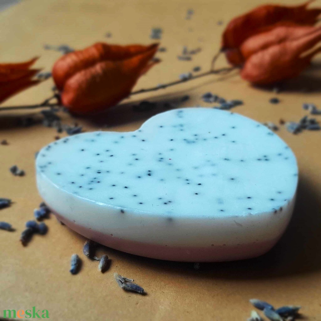 Levendulás - mákos kecsketejes szappan  - szépségápolás - szappan & fürdés - kézműves szappan - Meska.hu