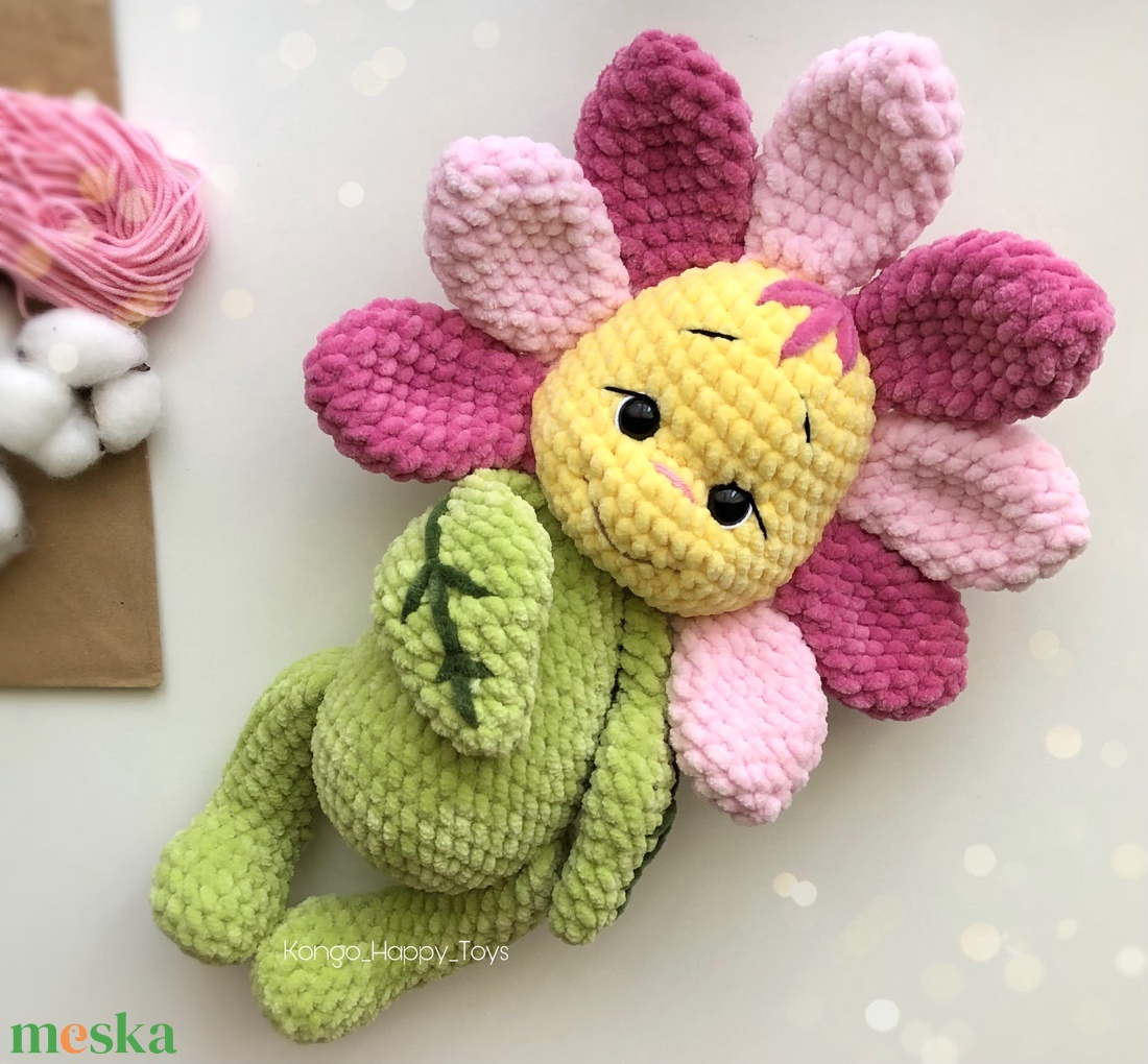 Horgolt plüss virág - játék & sport - plüssállat & játékfigura - más figura - Meska.hu