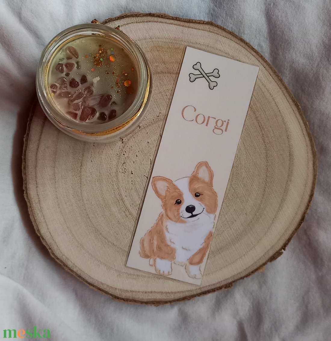 Corgis könyvjelző 1. - könyv & zene - könyvjelző - Meska.hu Corgis könyvjelző 1. - könyv & zene - könyvjelző - Meska.hu