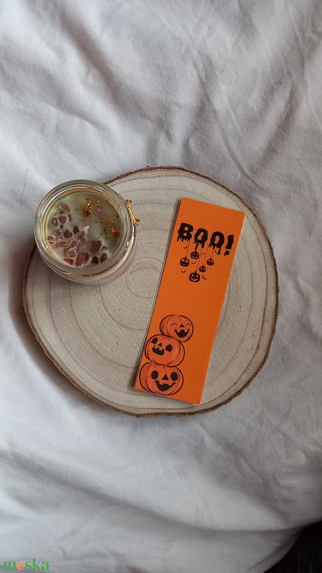 Halloweeni könyvjelző 2. - könyv & zene - könyvjelző - Meska.hu Halloweeni könyvjelző 2. - könyv & zene - könyvjelző - Meska.hu