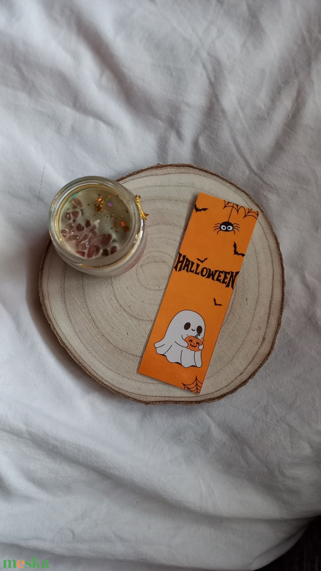 Halloweeni könyvjelző 3. - könyv & zene - könyvjelző - Meska.hu Halloweeni könyvjelző 3. - könyv & zene - könyvjelző - Meska.hu