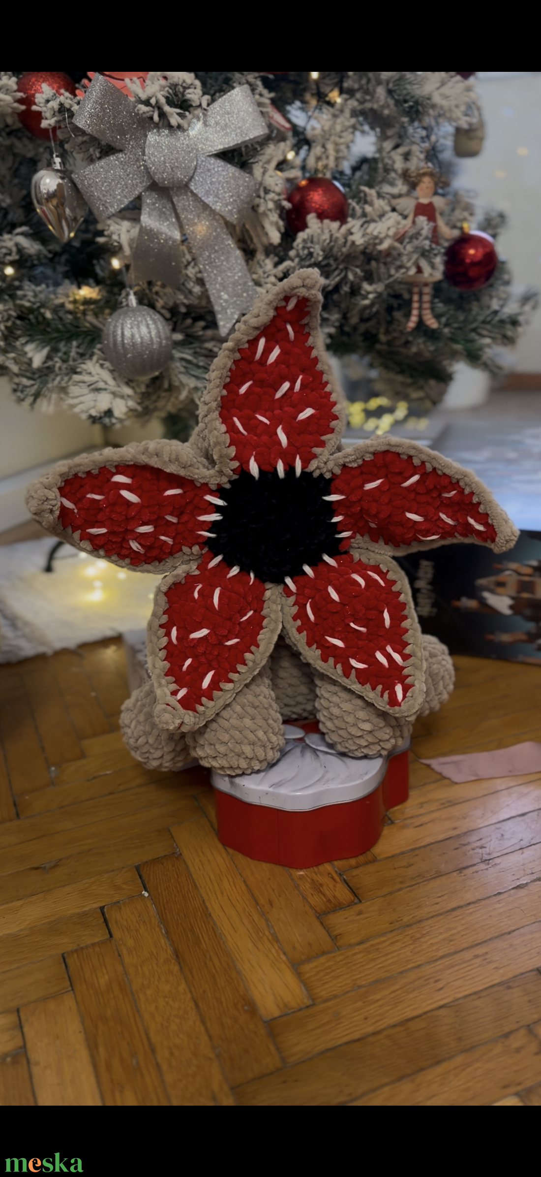 Demogorgon horgolt plüss, rendelésre készítem - játék & sport - plüssállat & játékfigura - más figura - Meska.hu