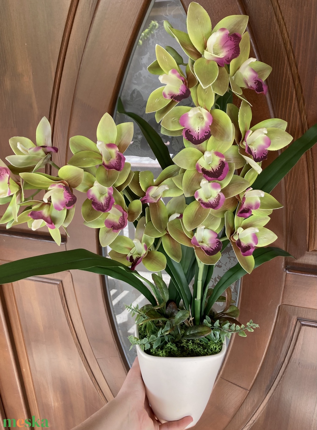 Cymbidium csónak orchidea 60 cm - otthon & életmód - dekoráció - asztal és polc dekoráció - asztaldísz - Meska.hu Cymbidium csónak orchidea 60 cm - otthon & életmód - dekoráció - asztal és polc dekoráció - asztaldísz - Meska.hu