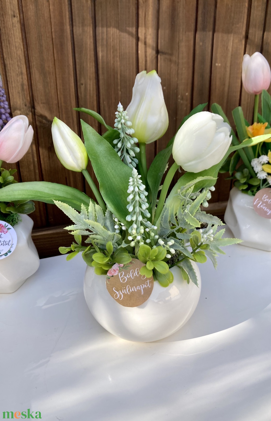 Tulipános asztaldísz  - otthon & életmód - virágdekoráció - virágdíszek - virágdísz kaspóban - Meska.hu