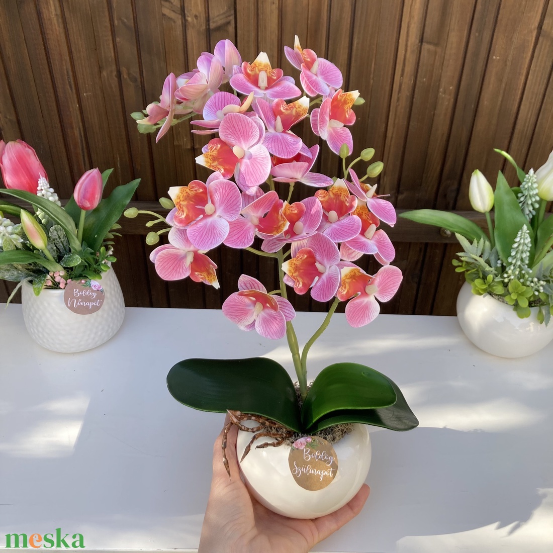 Nőnapi Orchidea asztaldísz - otthon & életmód - virágdekoráció - virágdíszek - virágdísz kaspóban - Meska.hu