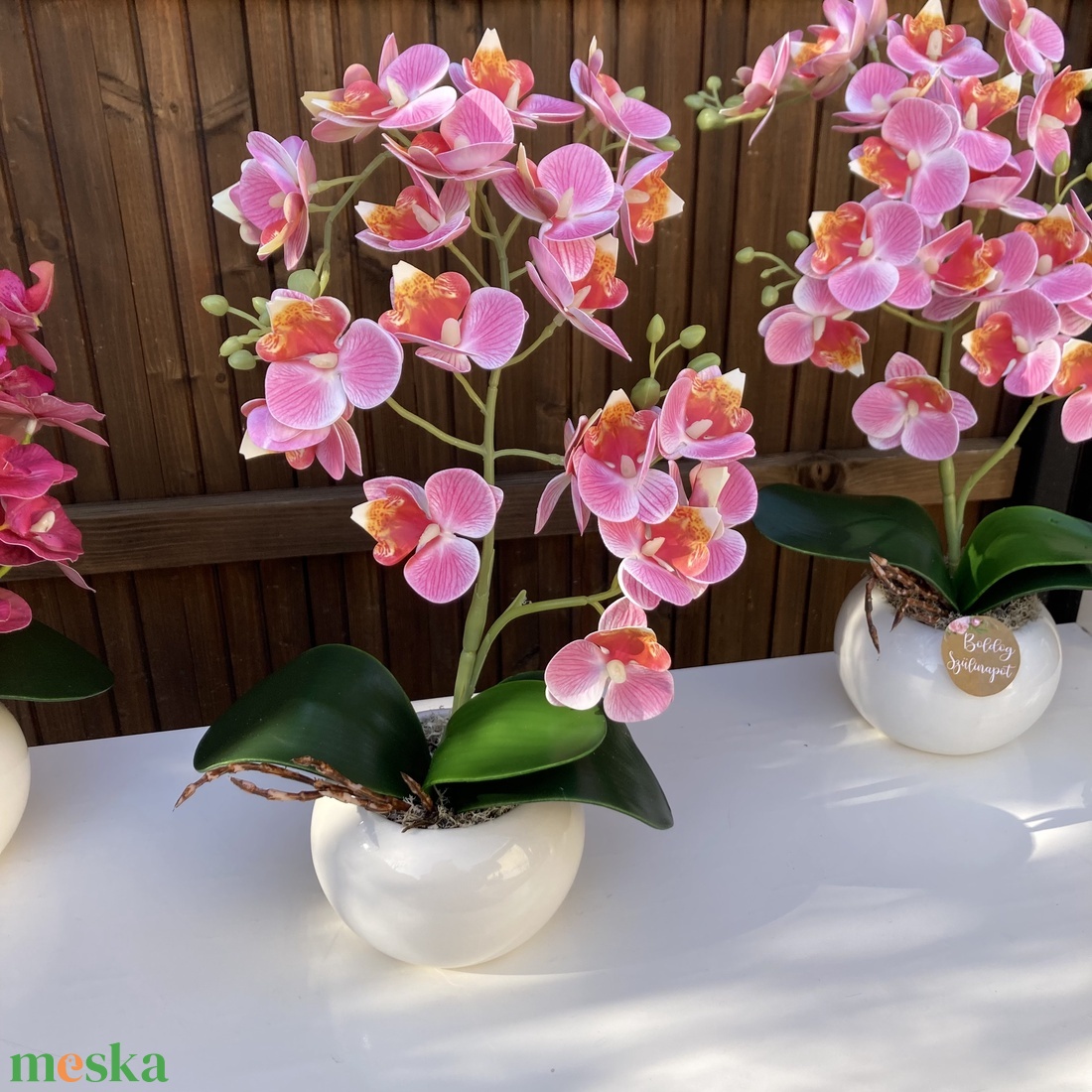 Nőnapi Orchidea asztaldísz - otthon & életmód - virágdekoráció - virágdíszek - virágdísz kaspóban - Meska.hu