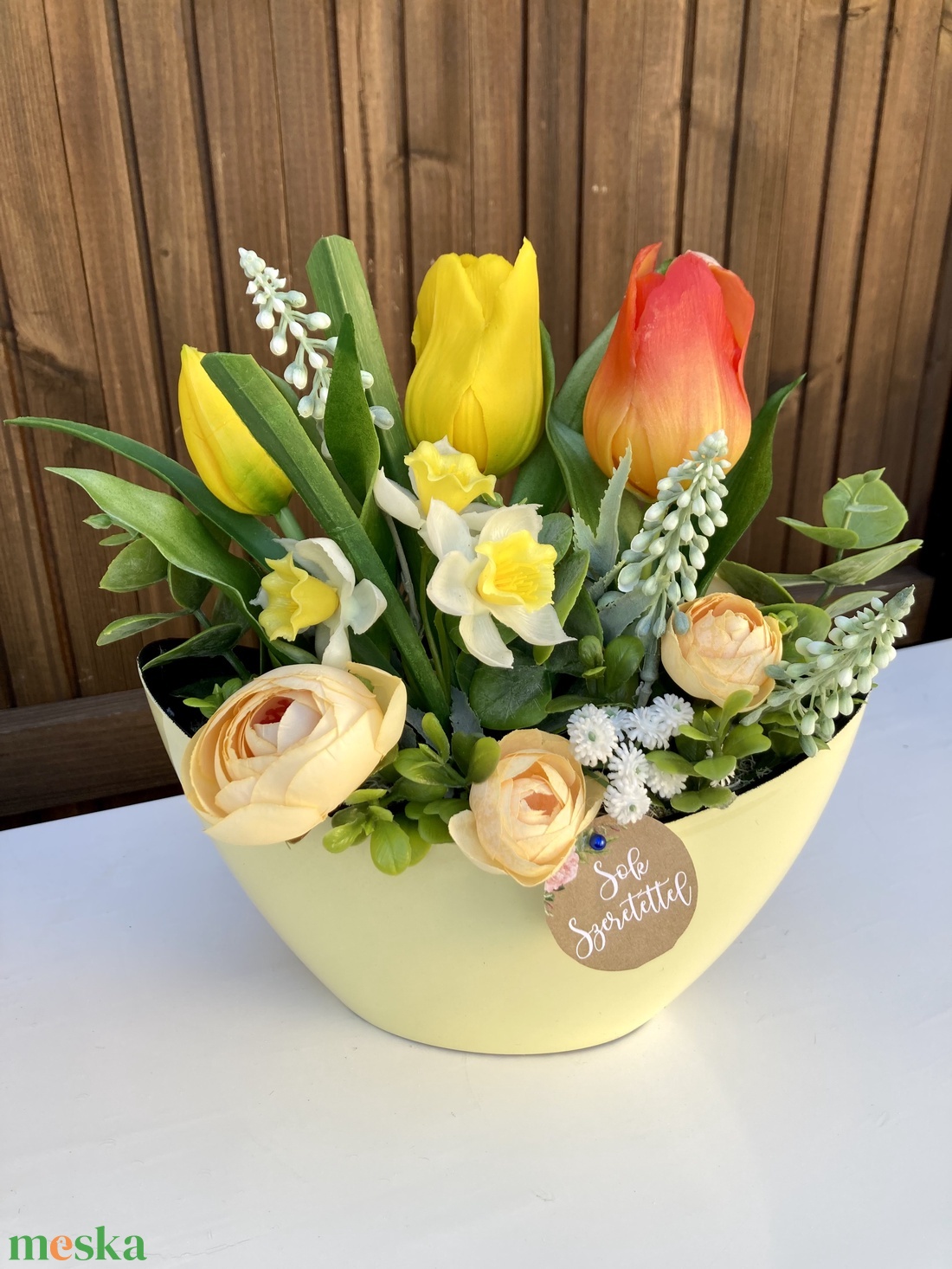 Nőnapi Tulipános asztaldísz - otthon & életmód - virágdekoráció - virágdíszek - virágdísz kaspóban - Meska.hu