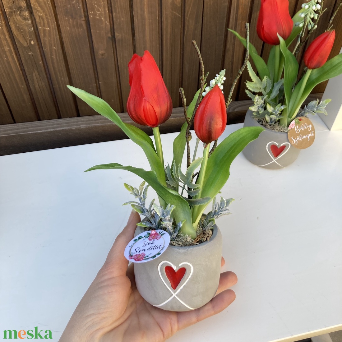 Tulipános asztaldísz - otthon & életmód - virágdekoráció - virágdíszek - virágdísz kaspóban - Meska.hu