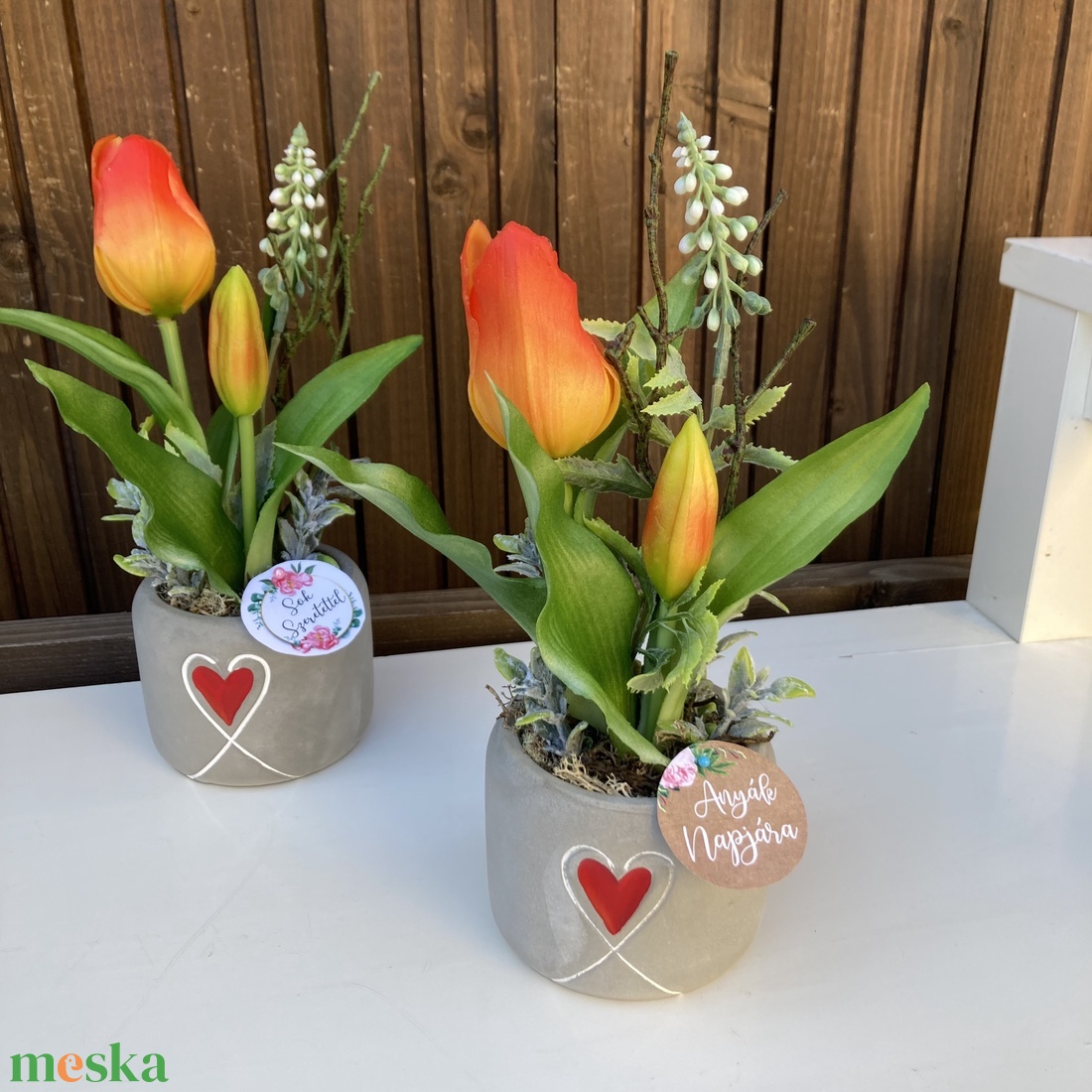 Tulipános asztaldísz - otthon & életmód - virágdekoráció - virágdíszek - virágdísz kaspóban - Meska.hu