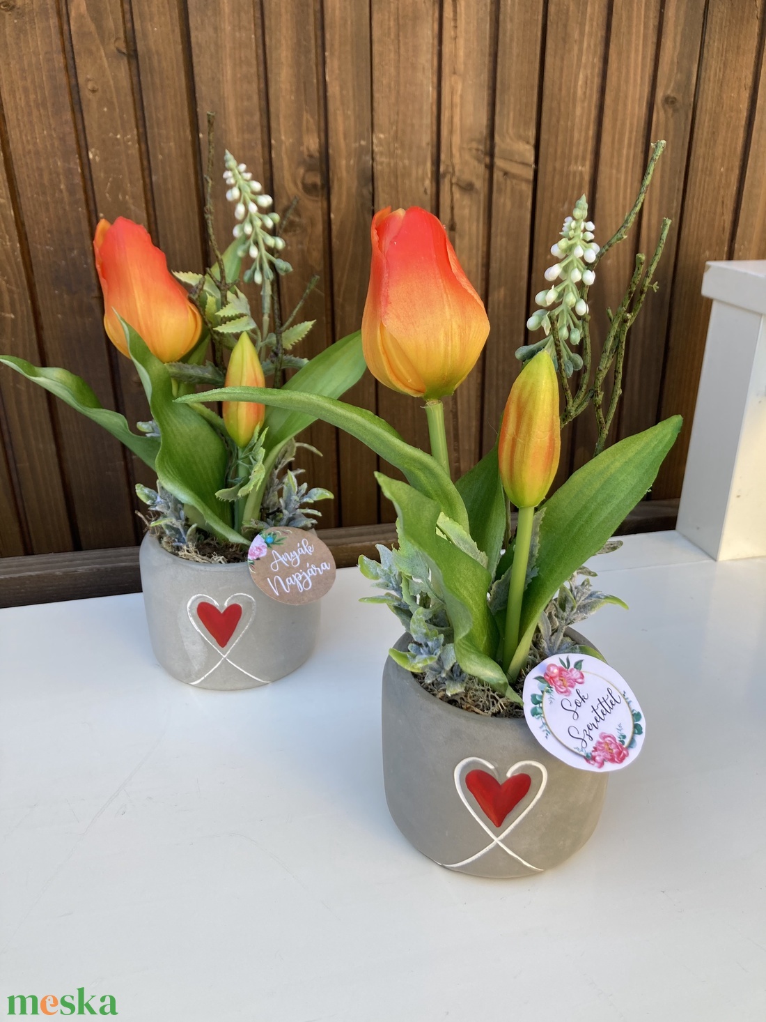 Tulipános asztaldísz - otthon & életmód - virágdekoráció - virágdíszek - virágdísz kaspóban - Meska.hu